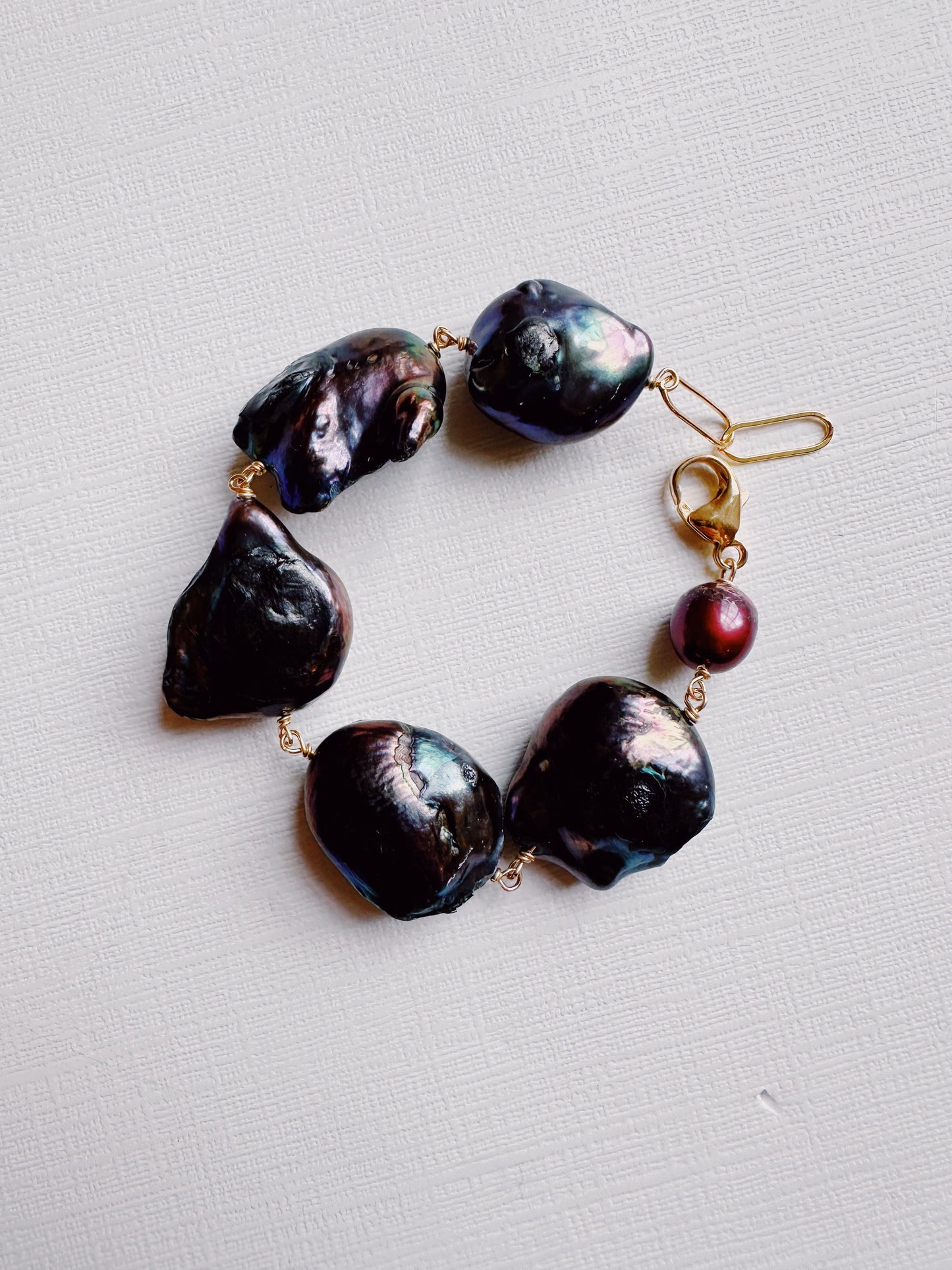 Chunky Dark Pearl Bracelet