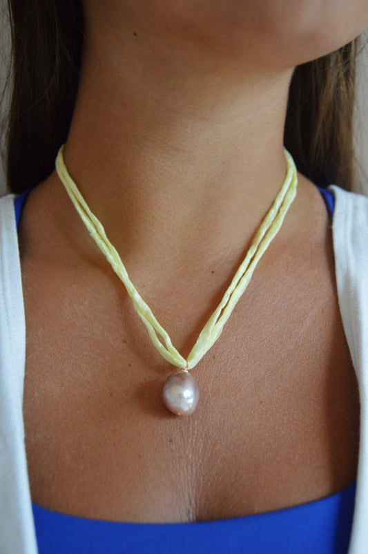 Floating Silk - Lavender Pearl