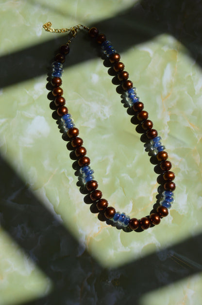 Pearl and Glass Necklace-Chocolate