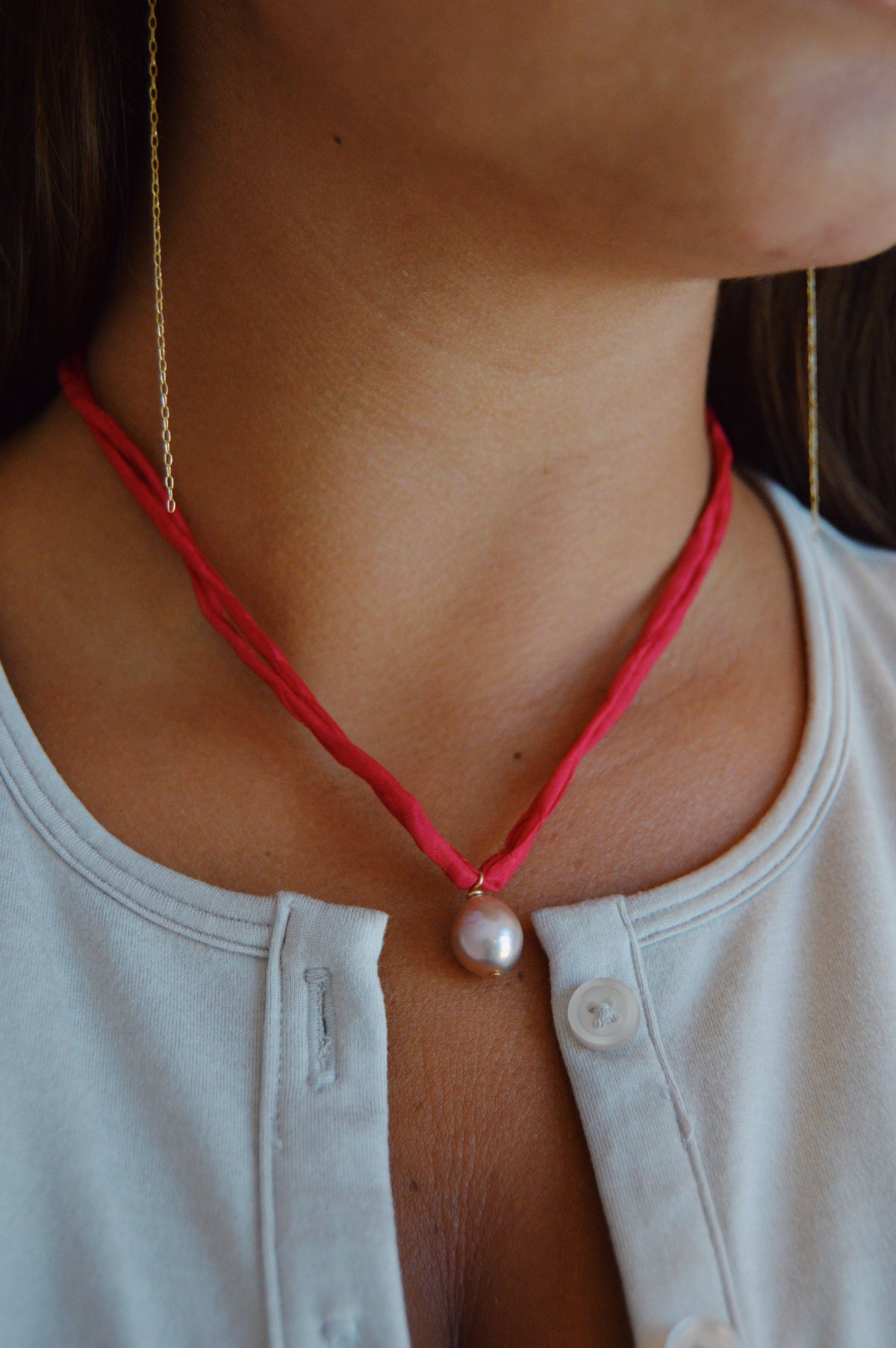 Single Pearl Silk Layer