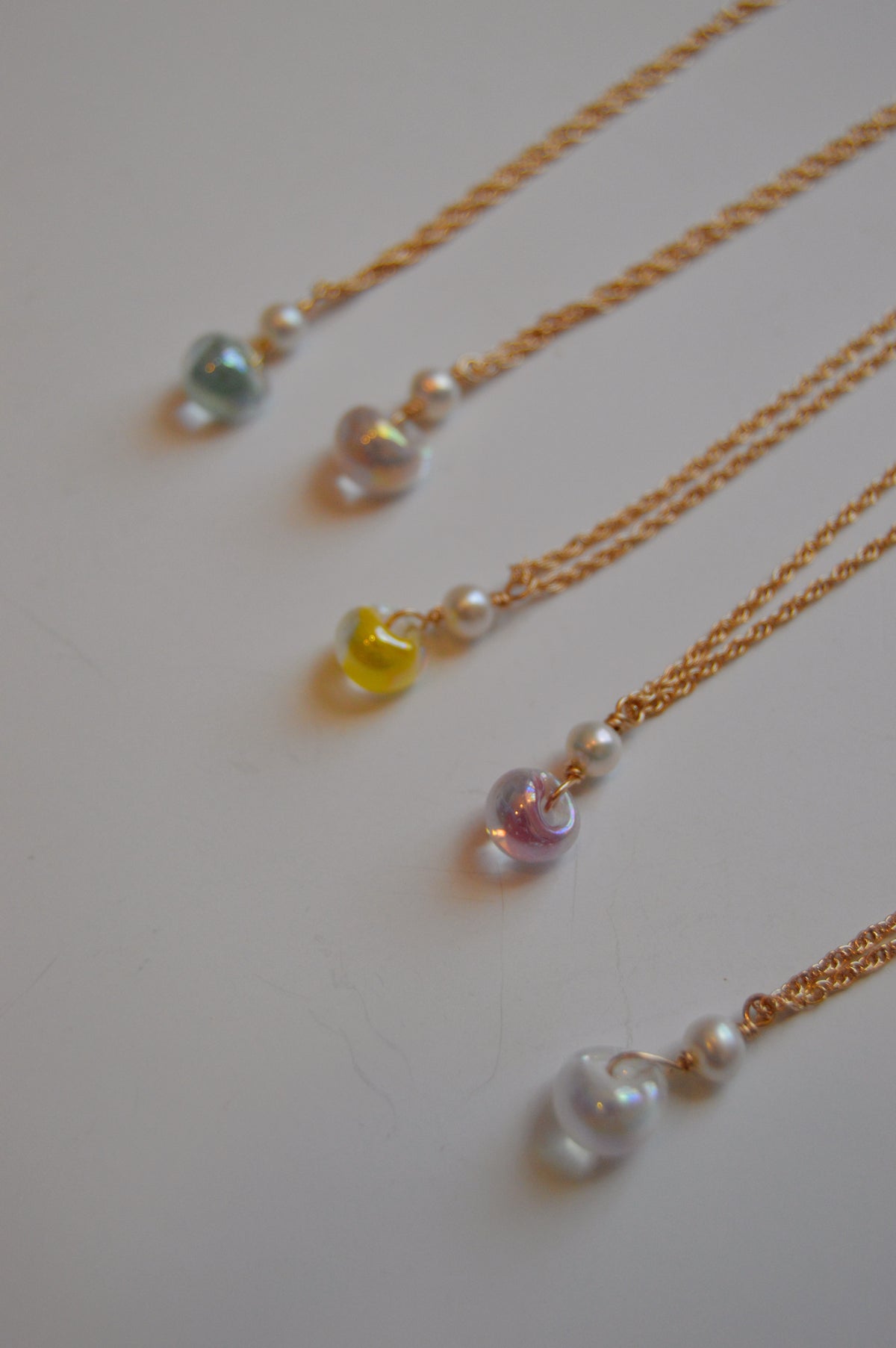 Dainty Bubble Drop Layer