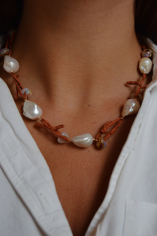Silk and Pearl Layer - Coconut Puka