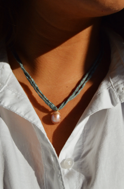 Single Pearl Silk Layer